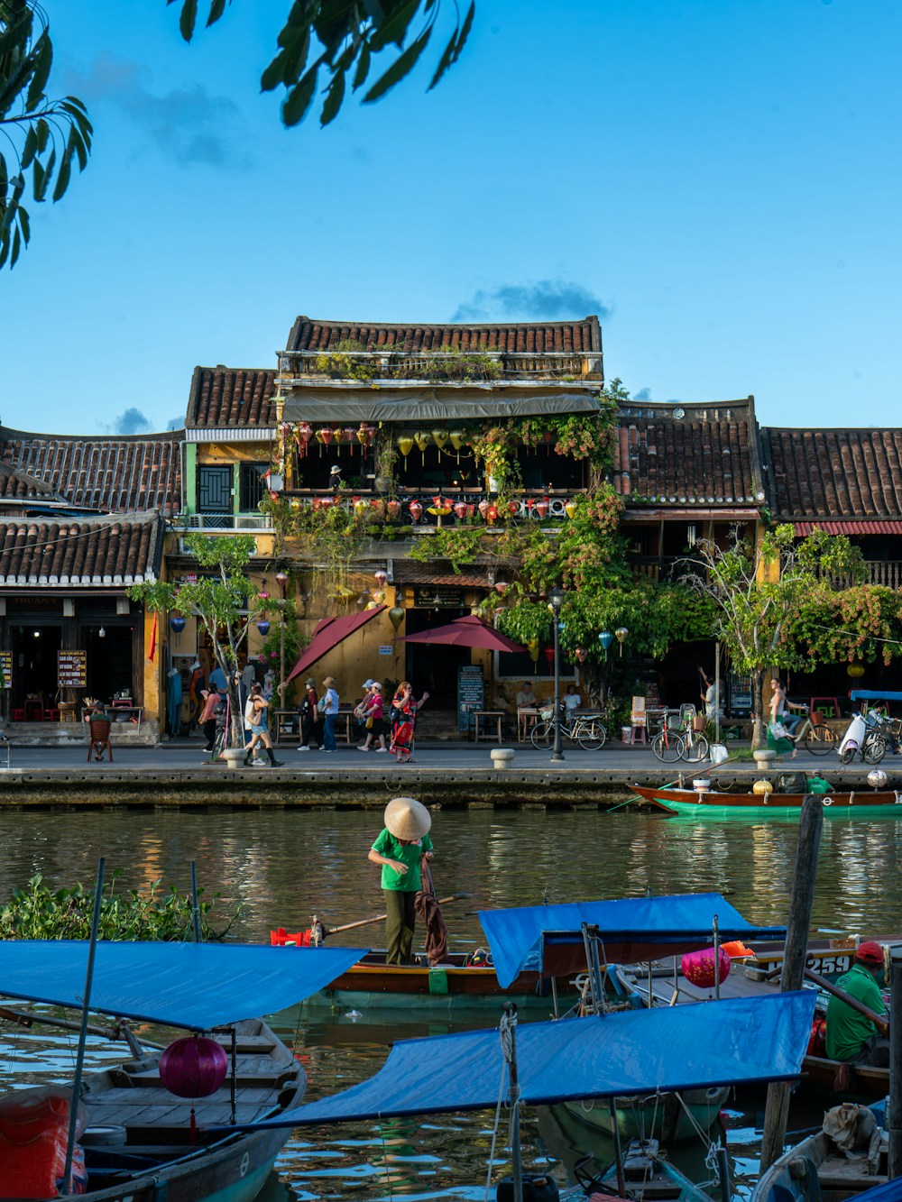 Vietnam — Street life, dramatic landscapes and unforgettable flavors.